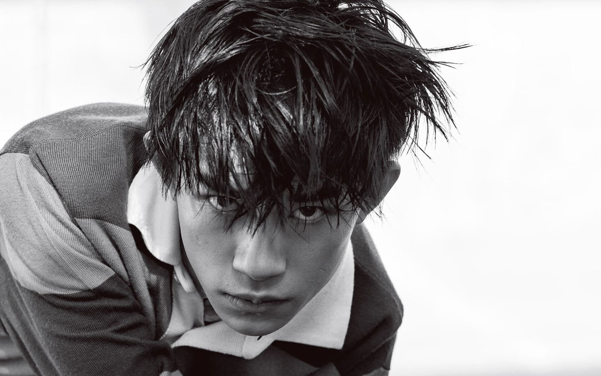 “传感器与图像识别的双重护航——裁判判罚更科学、更公平的技术路径”