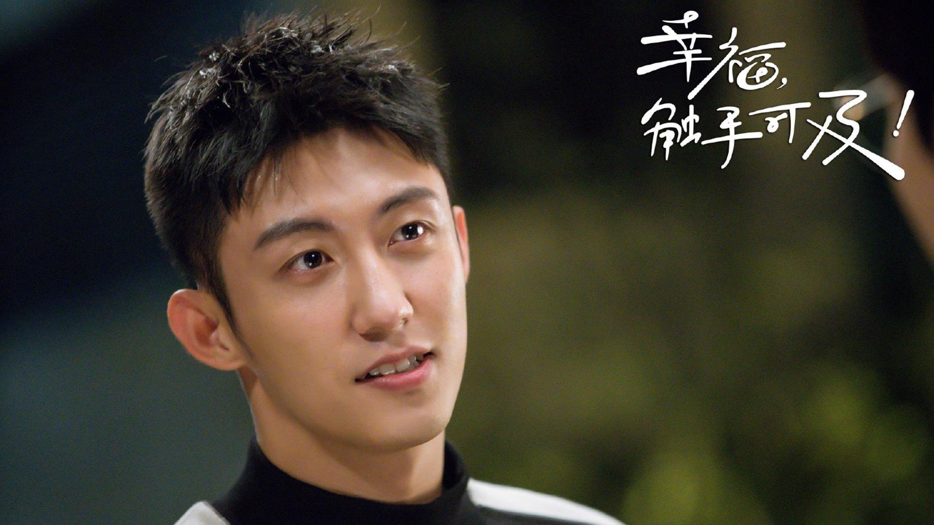 kaiyun体育app-全球极限滑翔伞冠军赛，飞越云端的速度与优雅，滑翔伞越野赛