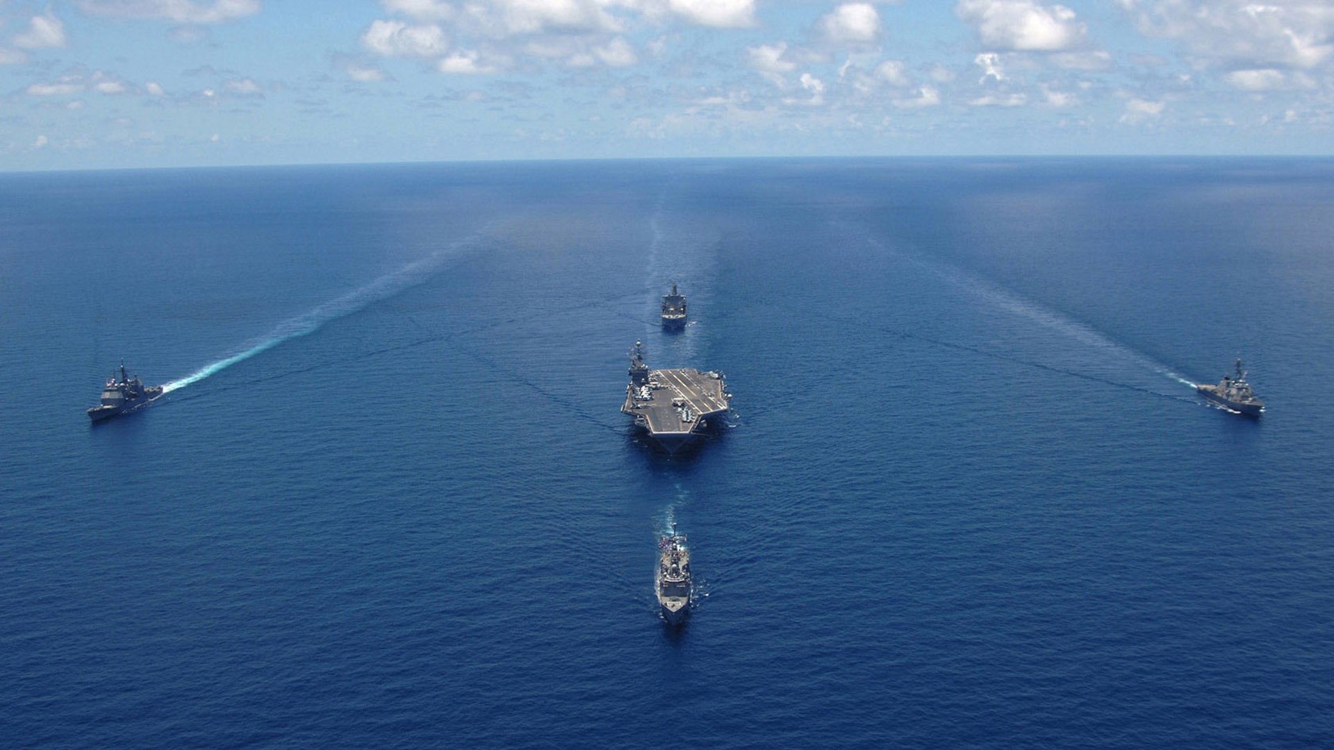 开云网页版-特色沙滩足球趣味赛，夏日激情一触即发，沙滩足球照片