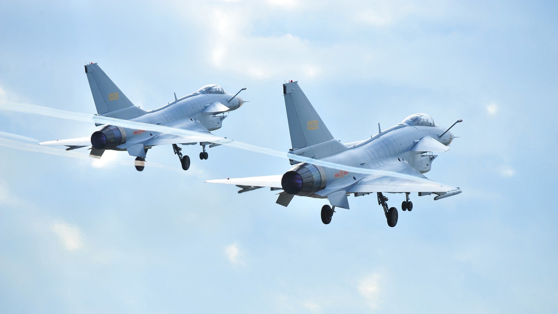 运动员签名会热情高涨,粉丝狂欢,运动员亲笔签名