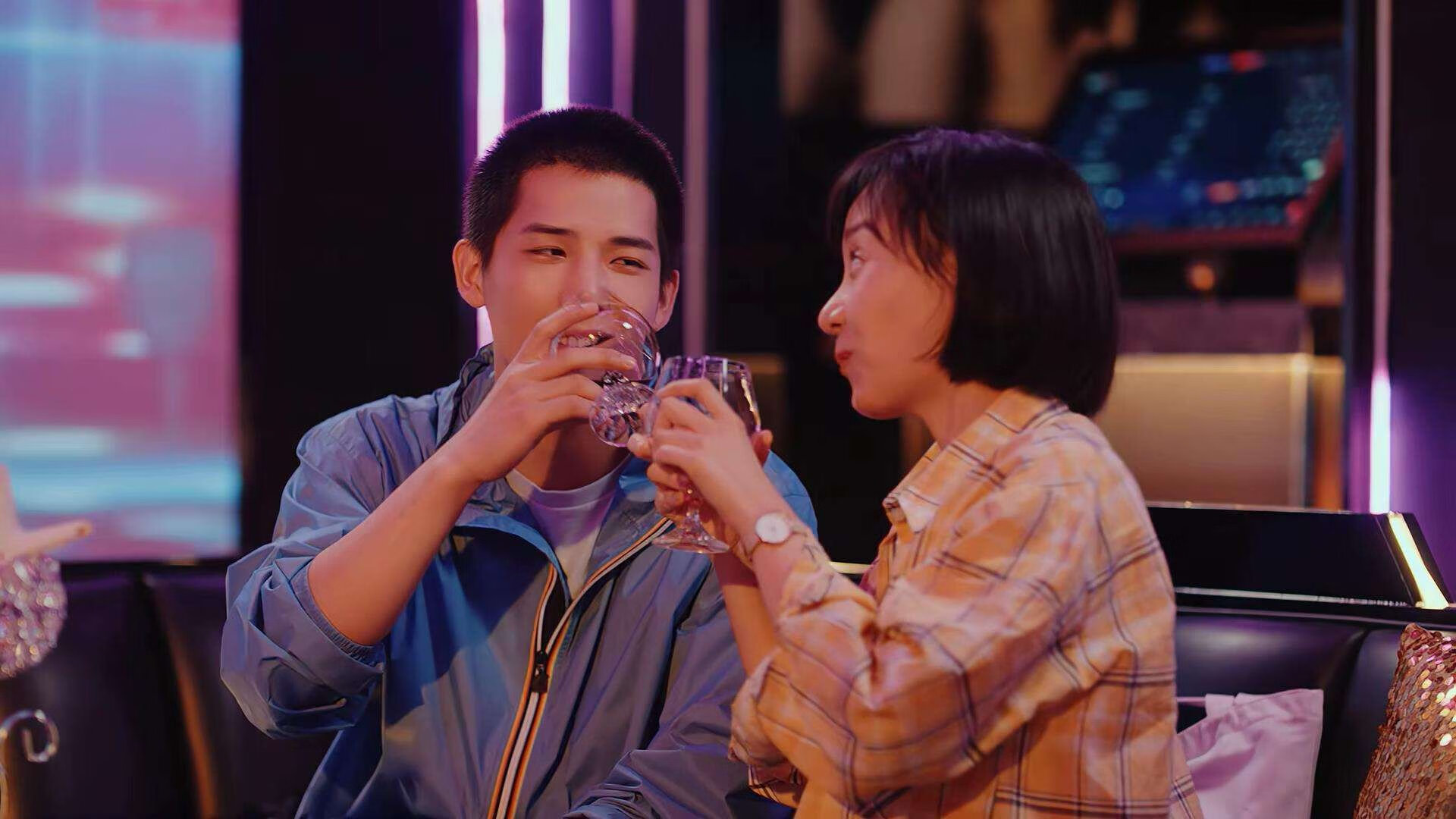 开云·体育官网APP下载-青少年“体育+科技”融合创新成果在全国青训展览中亮相，推动行业升级